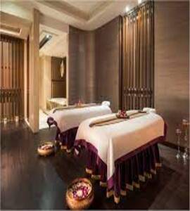 Jenni DayNight OutCall Massage Spa